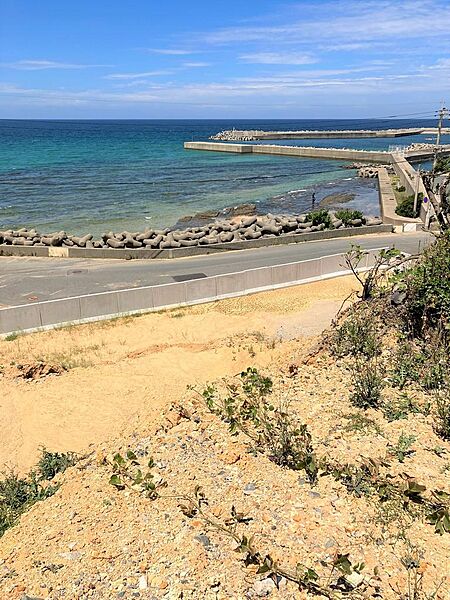 海の見える立地です。