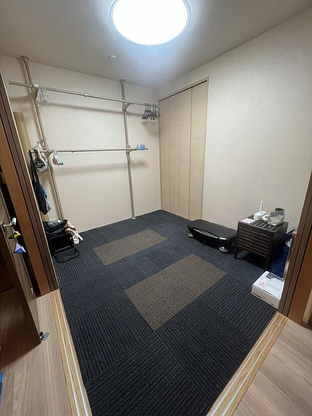 リビング横に隣接する和室は、お昼寝や来客時の客間としてお使い頂けます。