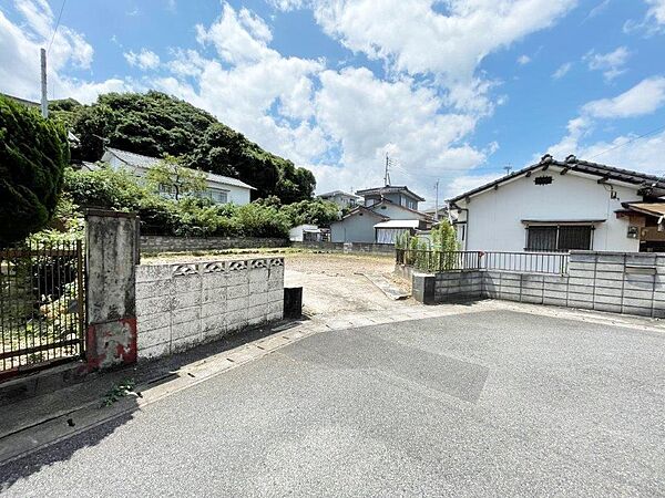 建築条件なしです。