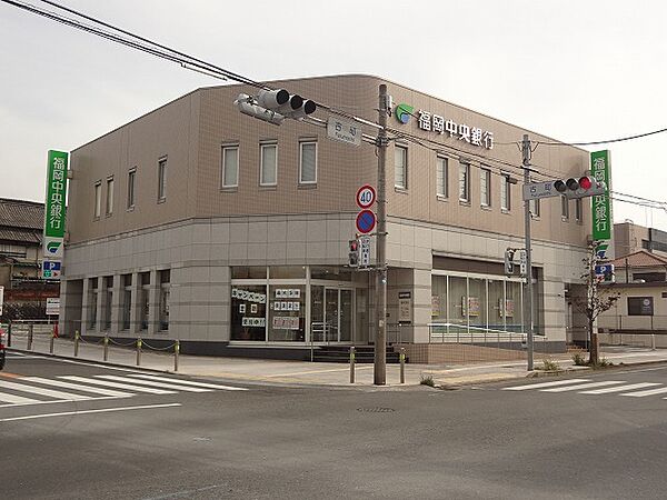 福岡中央銀行直方支店（2251m）