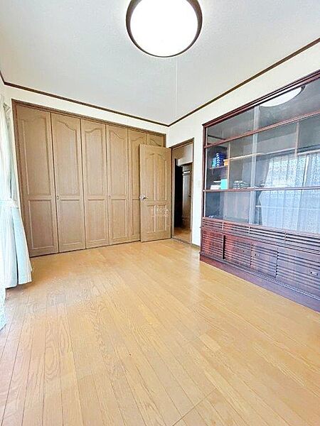 住む人のこだわりを活かす洋室です。お好きにアレンジしてください。