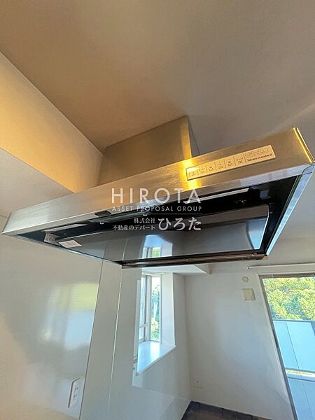 大きな換気扇　お掃除もしやすそうです