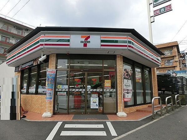 セブンイレブン小倉工業高校前店（448m）