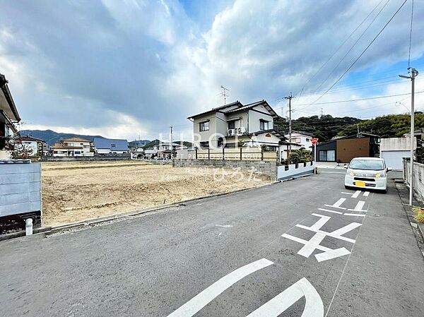 接道：北東　幅員6.02ｍ　接道11.3ｍ
