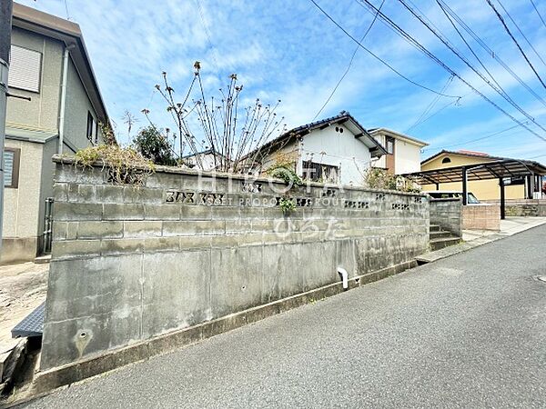 建築条件がないため、お好きなメーカーで建てられますね。