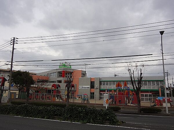下上津役幼稚園（592m）