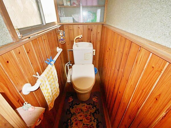 トイレを拡大表示