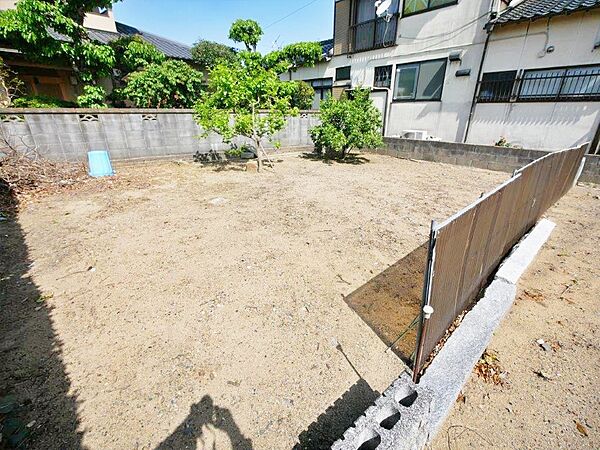 向かいの土地付き（地番：3691　132.23平米　宅地）。別売り相談ください。