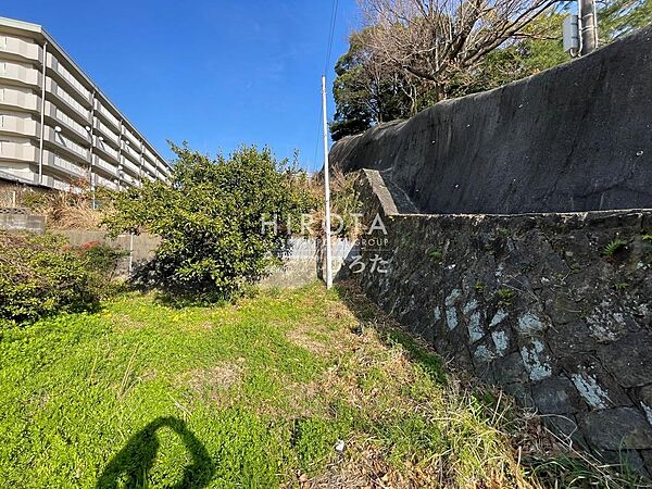 隣地との境界です。
