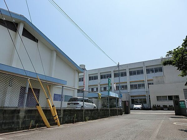 北九州市立浅川小学校（1138m）