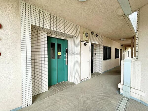 エレベーター付きなので、安心ですね。