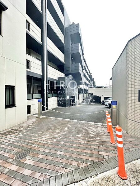 嬉しい駐車場縦列2台　