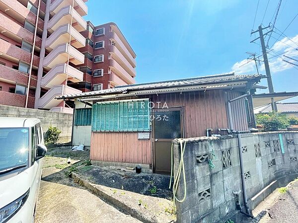 約130坪の広々とした土地です。