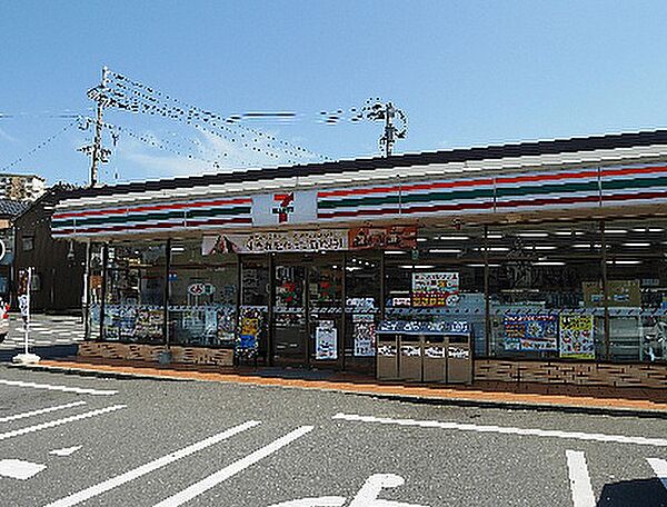 セブンイレブン門司東門司2丁目店（675m）