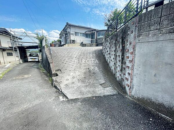 建築条件がないのでお好きなメーカーで建築することができます。