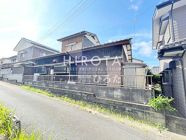 現況有姿でのお渡しです。