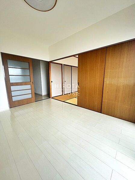 住む人のこだわりを活かす洋室です。お好きにアレンジしてください。