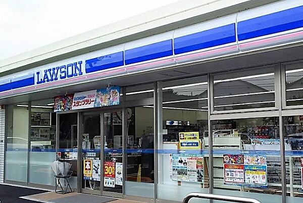 ローソン小倉高尾二丁目店（451m）