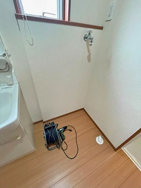 台風の影響や盗難の心配を考えると室内洗濯機置き場は安心ですね。