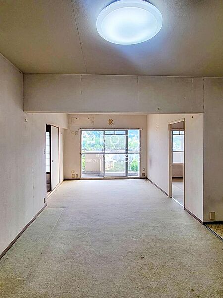 約87平米、4LDKの広々としたお部屋です　