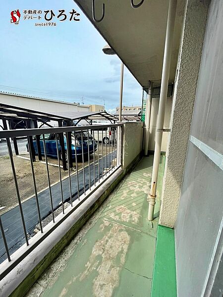 バルコニーからの眺めをご確認ください。