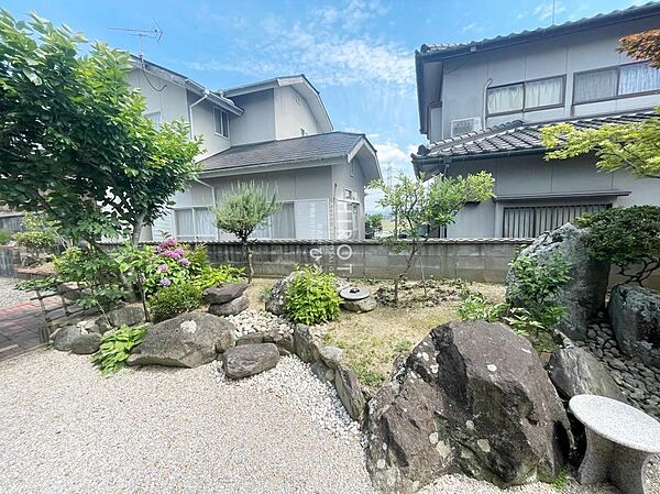 約171.34坪の広いお土地です。