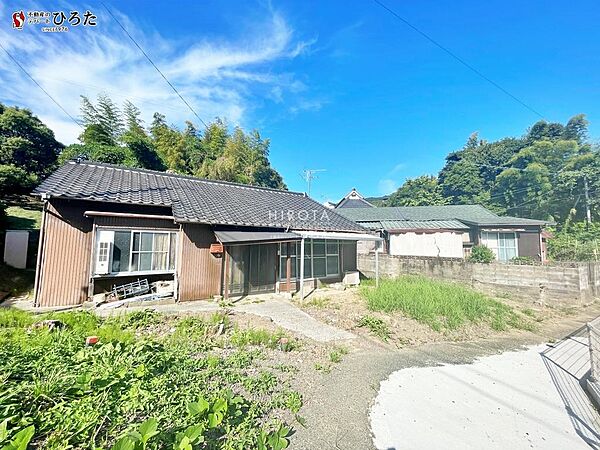 イオン若松まで徒歩6分　