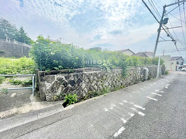 3号線まで約55mとアクセス良好　　
