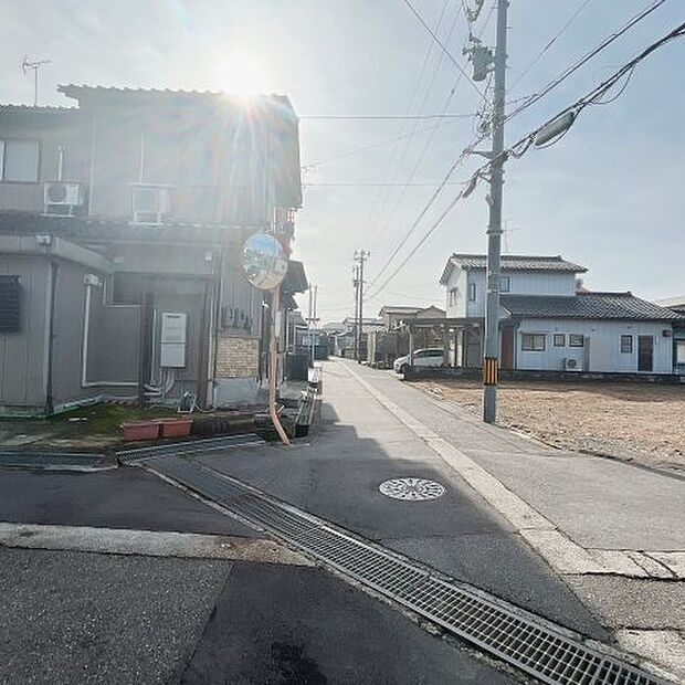 前面道路含む現地写真