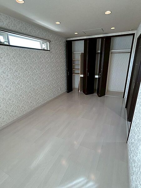 detached 北海道滝川市朝日町東１丁目
地図を見る