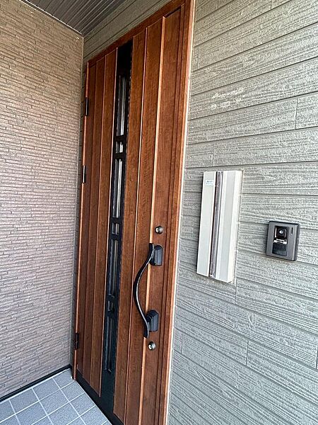 detached 北海道滝川市朝日町東１丁目
地図を見る
