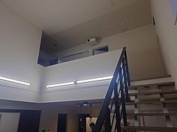 扇町2丁目　売物件 4LDKのリビング/ダイニング