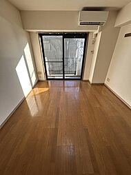 メゾン・ドゥ・フルール 301 1階1Kのリビング/ダイニング