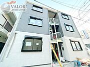 鶴見市場駅より徒歩11分 3階 新築の賃貸物件