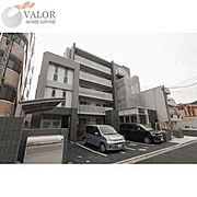 鶴見駅より徒歩12分 築11年3ヶ月 5階建の賃貸物件