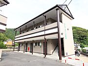 九産大前駅より徒歩24分 築26年8ヶ月 2階建の賃貸物件