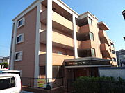 三苫駅より徒歩7分 築18年3ヶ月 4階建の賃貸物件