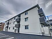 九大学研都市駅より徒歩16分 築2年2ヶ月 3階建の賃貸物件