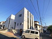 茶山駅より徒歩5分 1階 築4年2ヶ月の賃貸物件