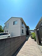 金山駅より徒歩22分 1階 築7年2ヶ月の賃貸物件