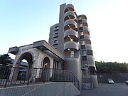 ＰＩＯＮＥＴＥＲＲＡＣＥ 2階 築26年の賃貸物件