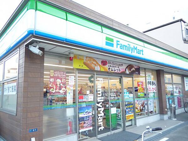 画像23:【コンビニエンスストア】ファミリーマート 尼崎稲葉元町店まで429ｍ