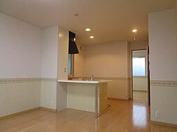 ヴィラシャーメゾン行橋　クアルト 201 2階2LDKのリビング/ダイニング