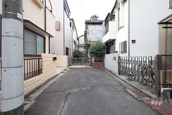 物件の前面道路（側から）［2026年2月12日撮影］