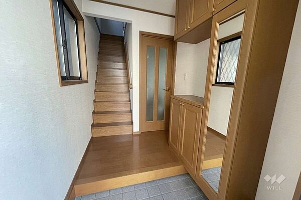 物件の玄関※掲載写真は一部CG加工(家具消去)を施しています。現況優先。［2026年3月28日撮影］