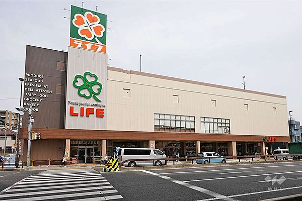 ライフ(夙川店)の外観