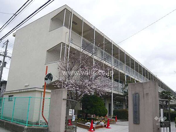 上甲子園小学校[公立]の外観
