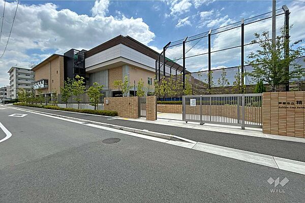 精道中学校[公立]の外観