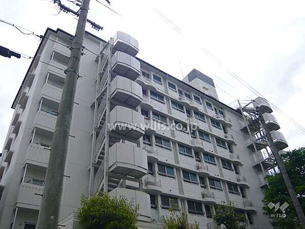 西宮東パークマンションの外観（北側から）