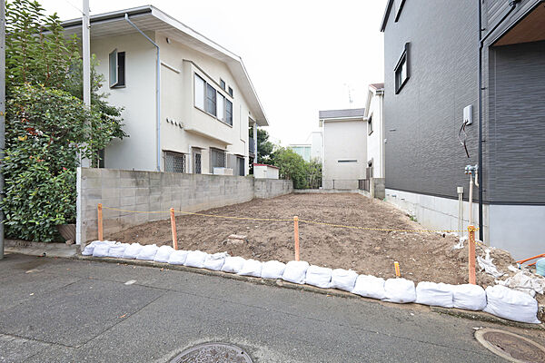 物件の外観（北西側から）［2025年9月17日撮影］